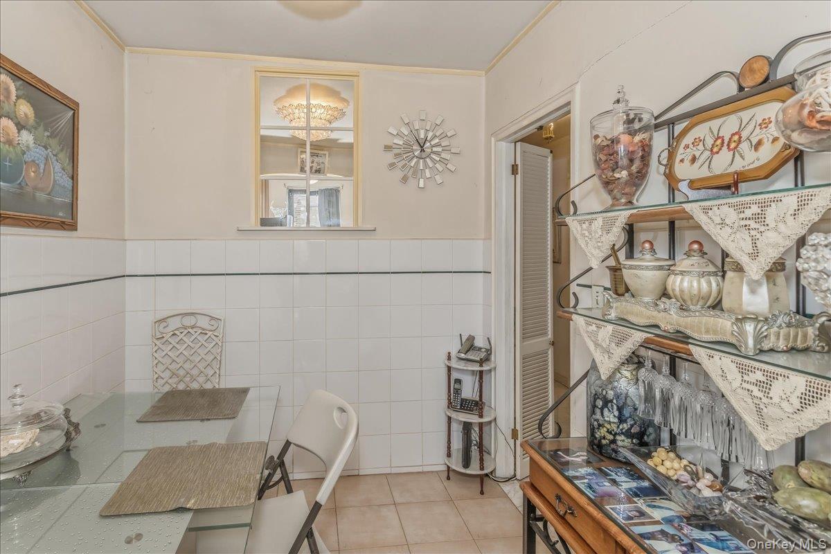 21-36 77th Street Property Photo 12