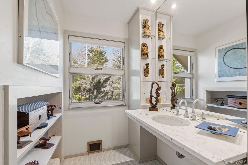 27 Atterbury Road Property Photo 14