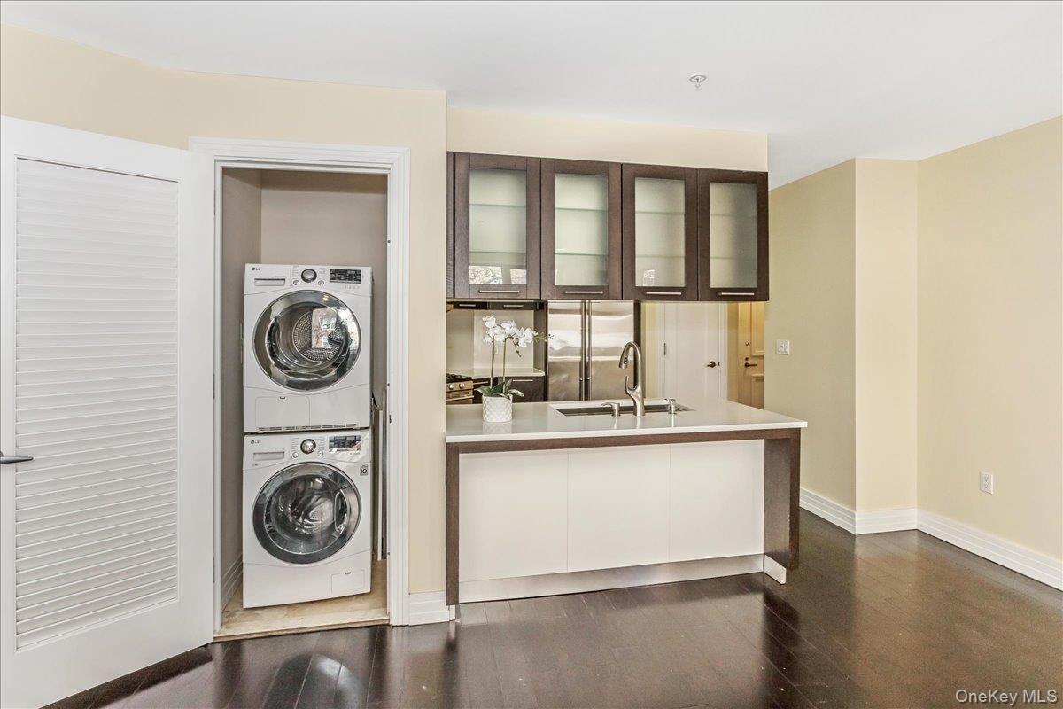 6405 Yellowstone Boulevard 207 Property Photo 7