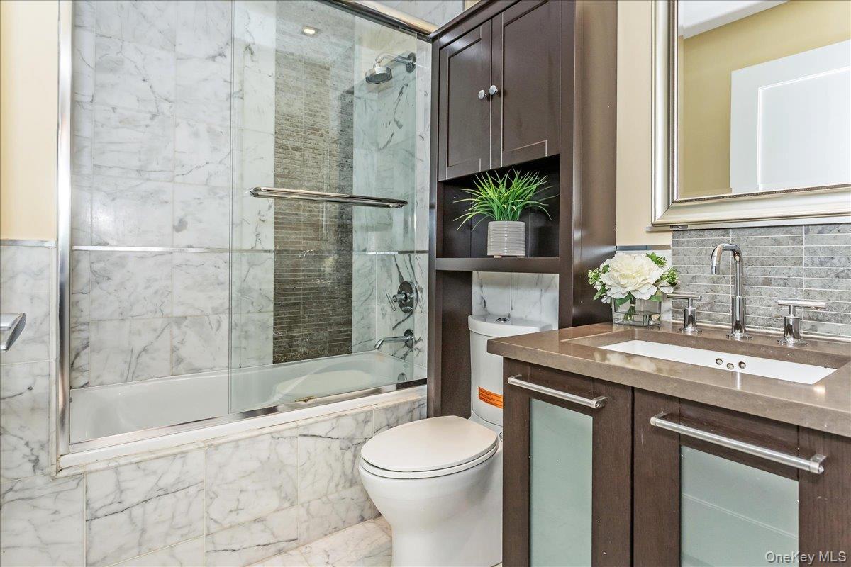6405 Yellowstone Boulevard 207 Property Photo 17