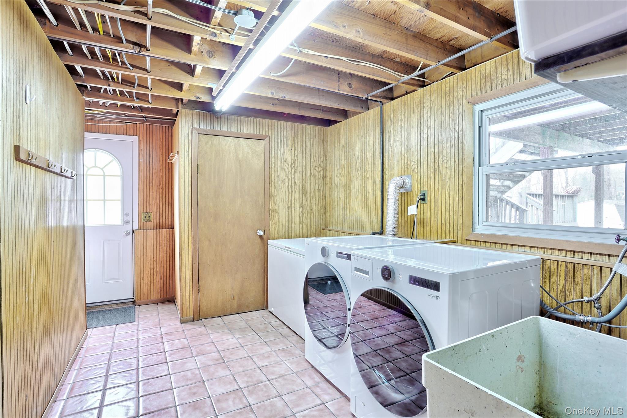 14 Montclair Avenue Property Photo 24