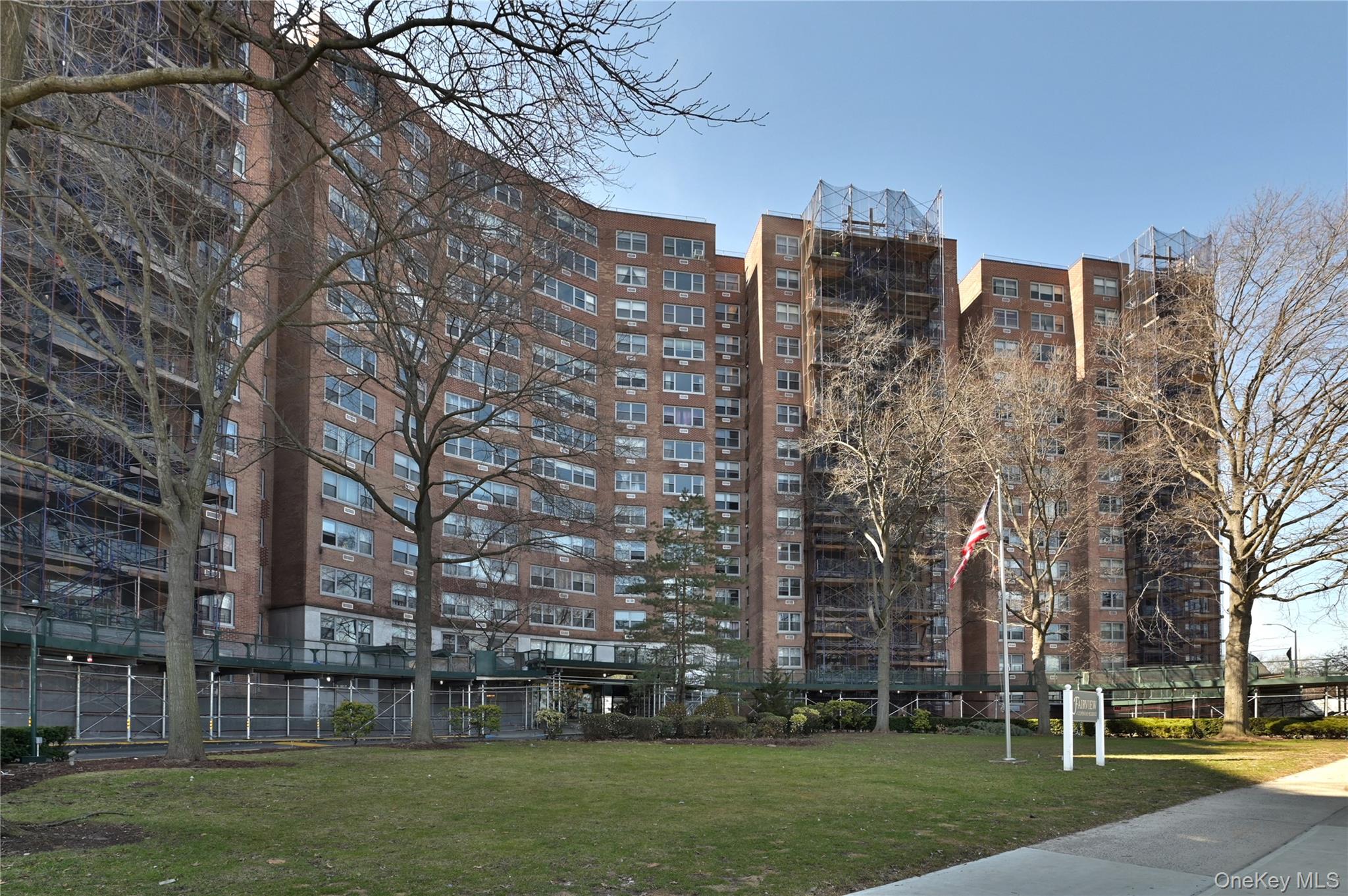 61-20 Grand Central Parkway A1204 Property Photo 1