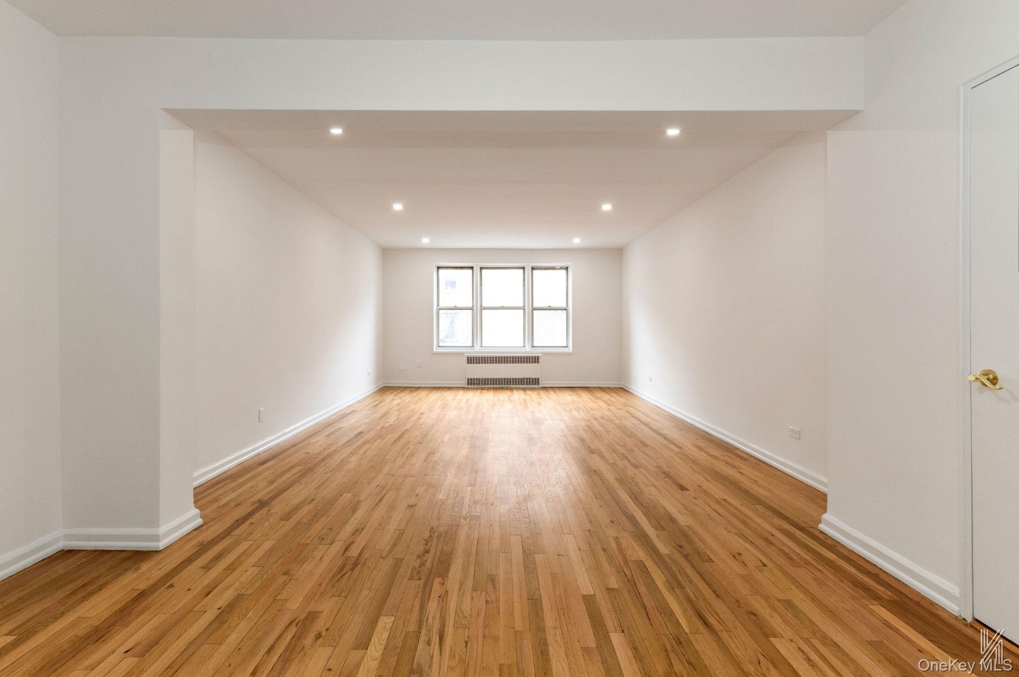 79-10 34th Avenue 4u Property Photo 2