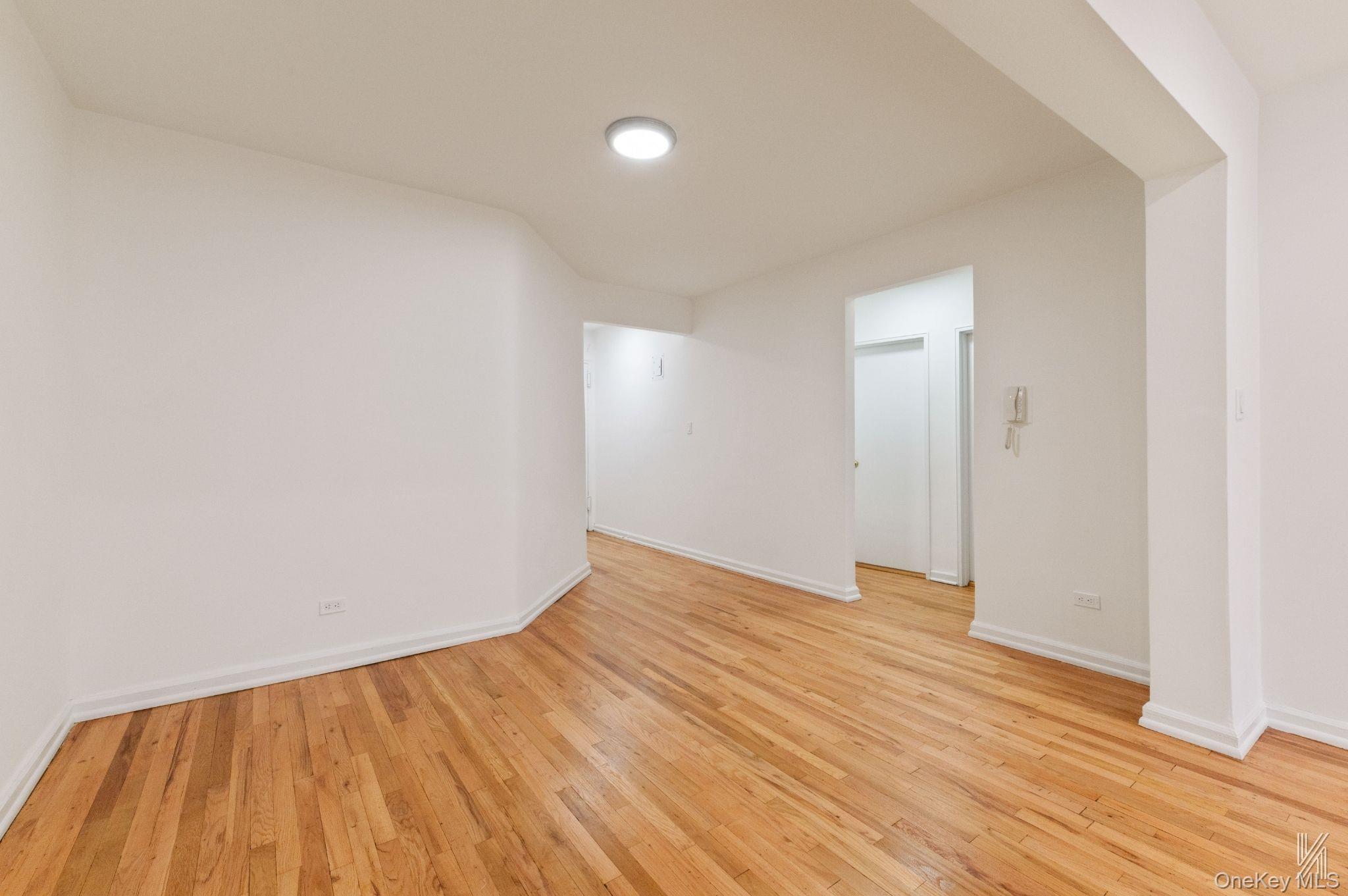79-10 34th Avenue 4u Property Photo 9