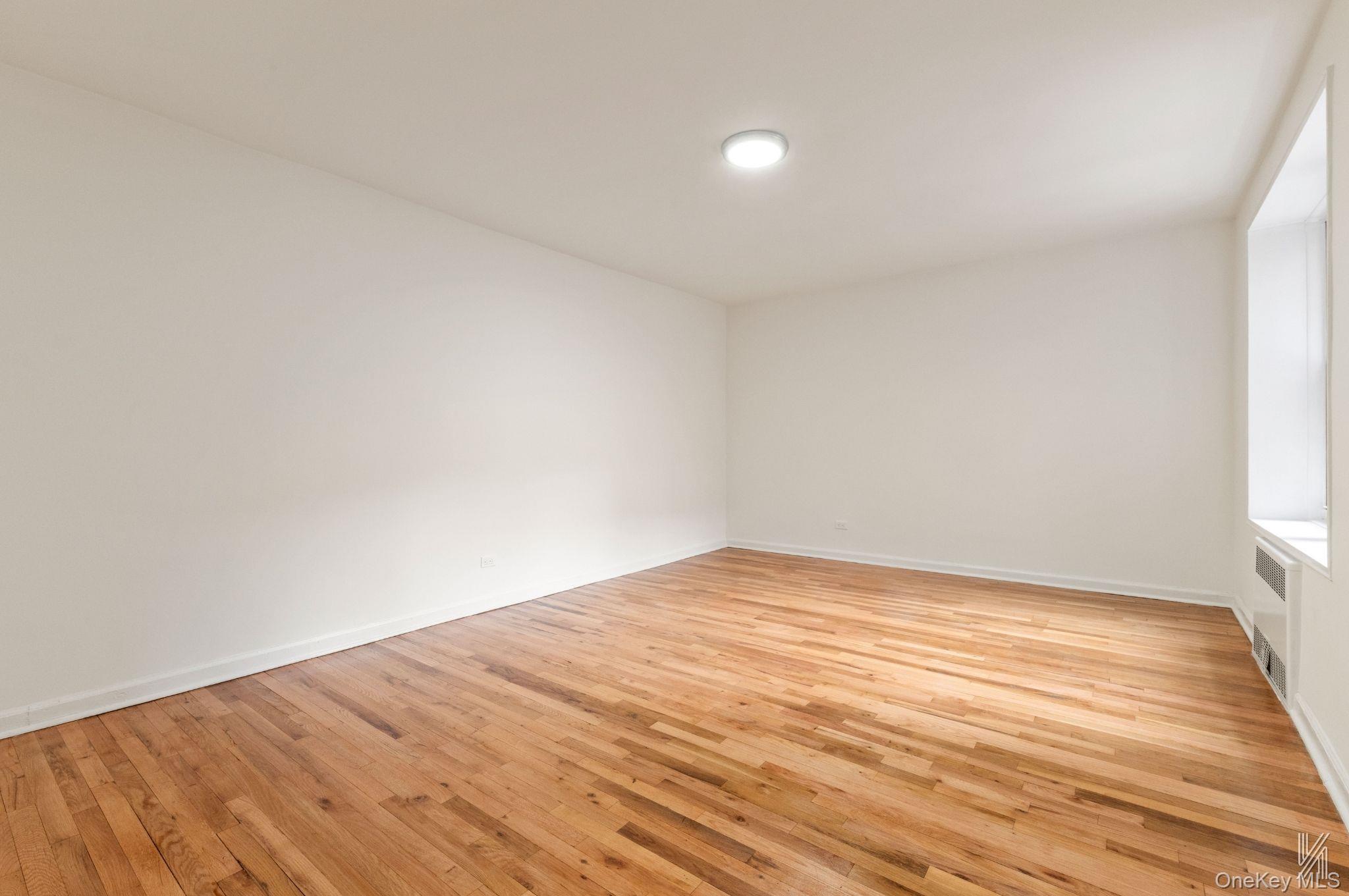 79-10 34th Avenue 4u Property Photo 11