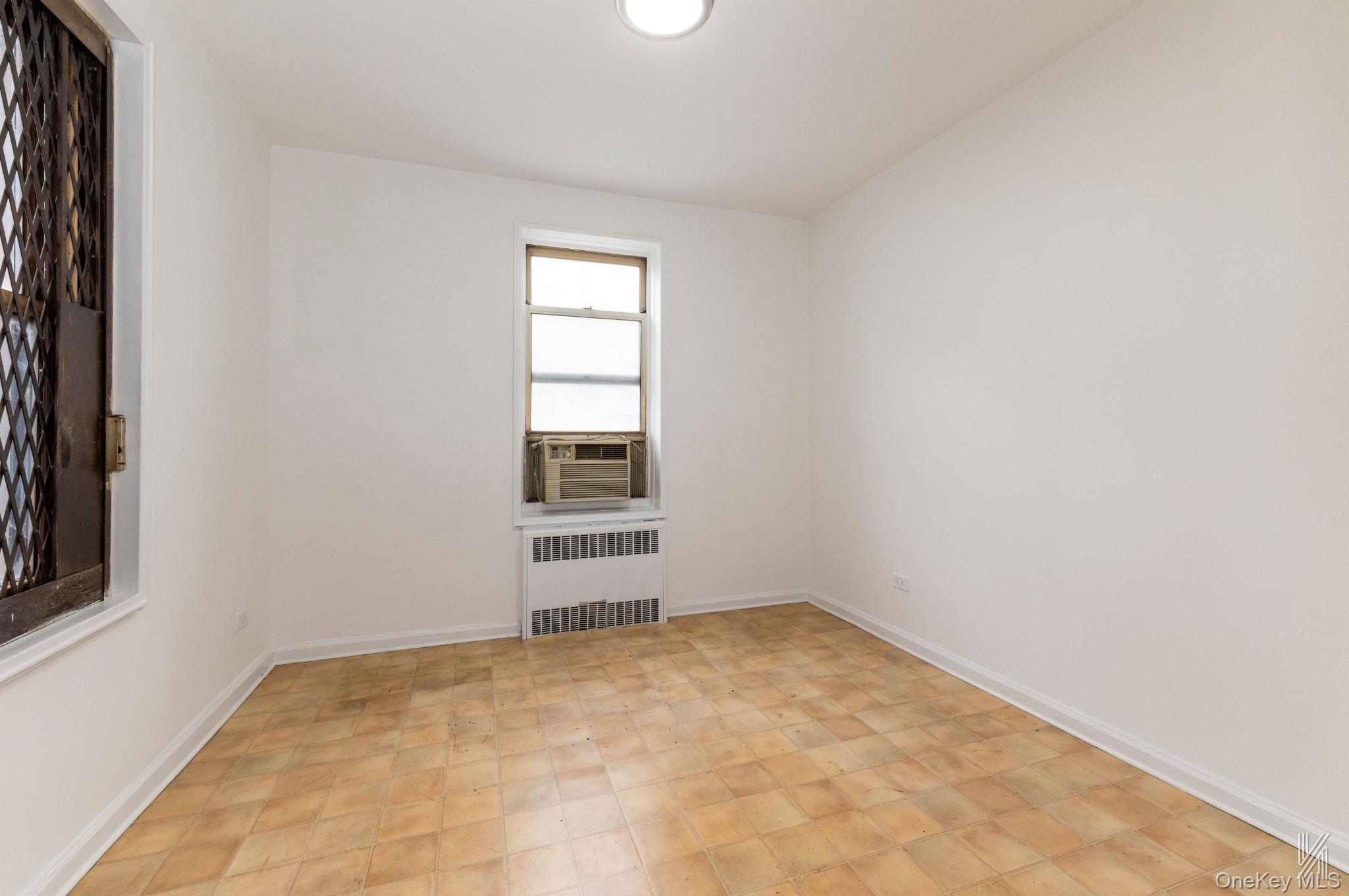 79-10 34th Avenue 4u Property Photo 19
