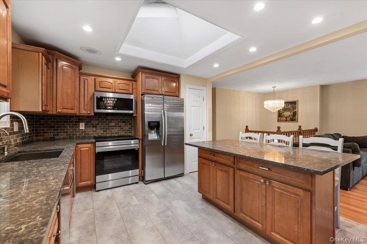 2747 Barbara Road Property Photo 8