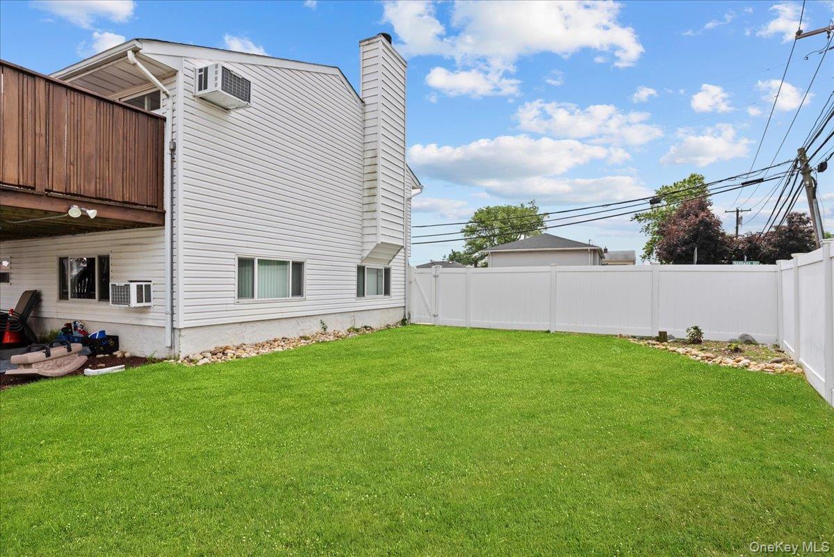 2747 Barbara Road Property Photo 24