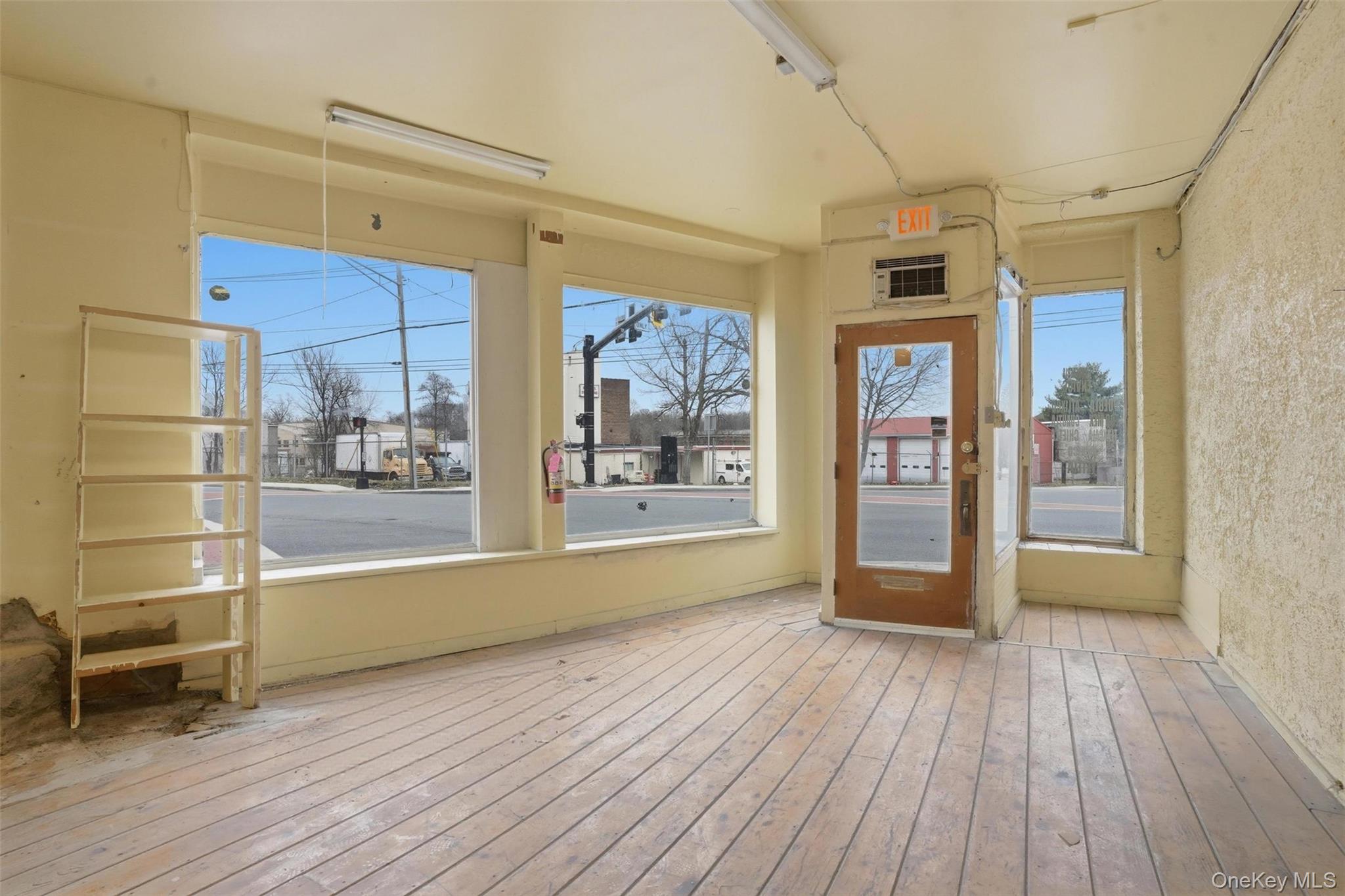 364 North Street Property Photo 15