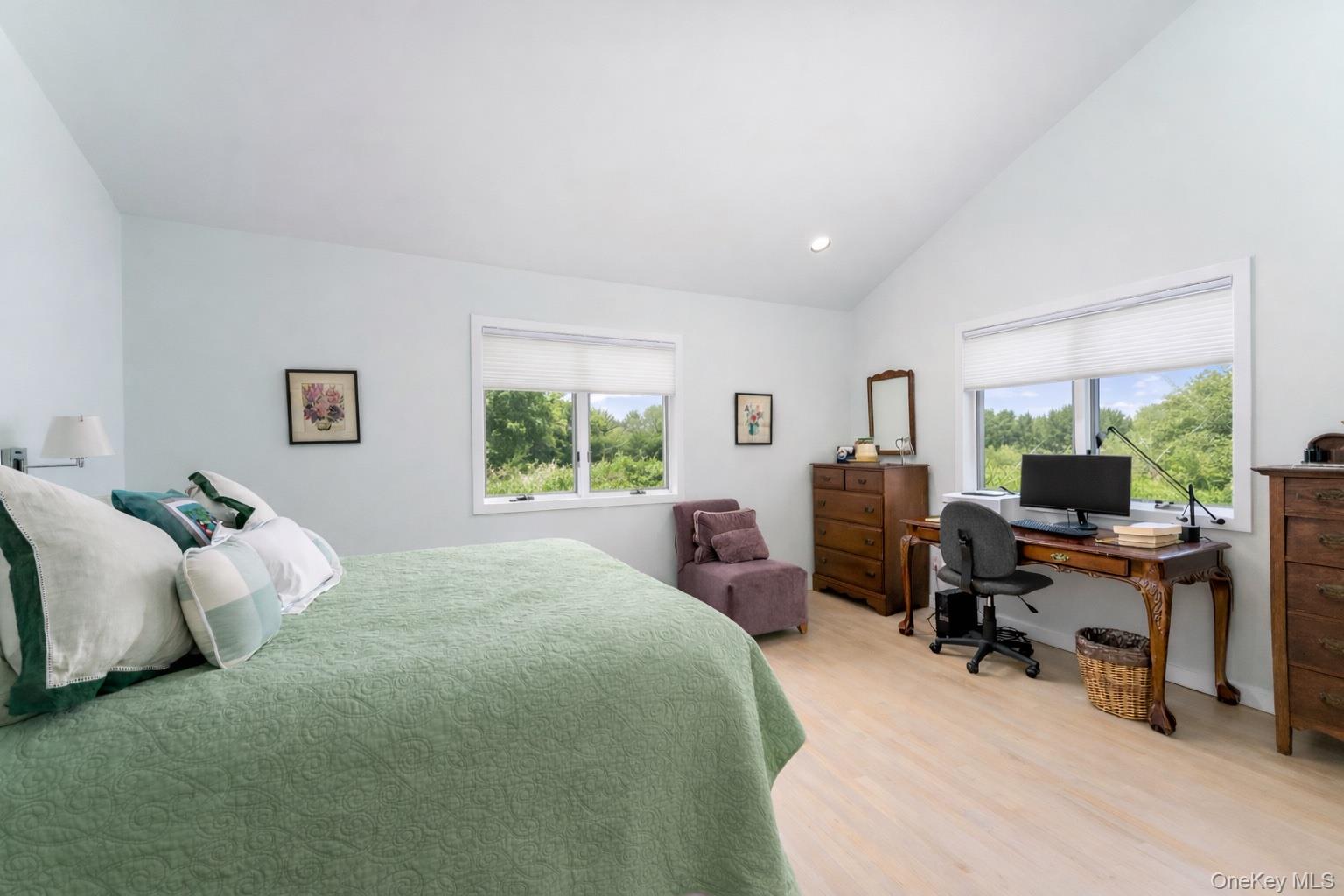 785 The Strand Property Photo 14