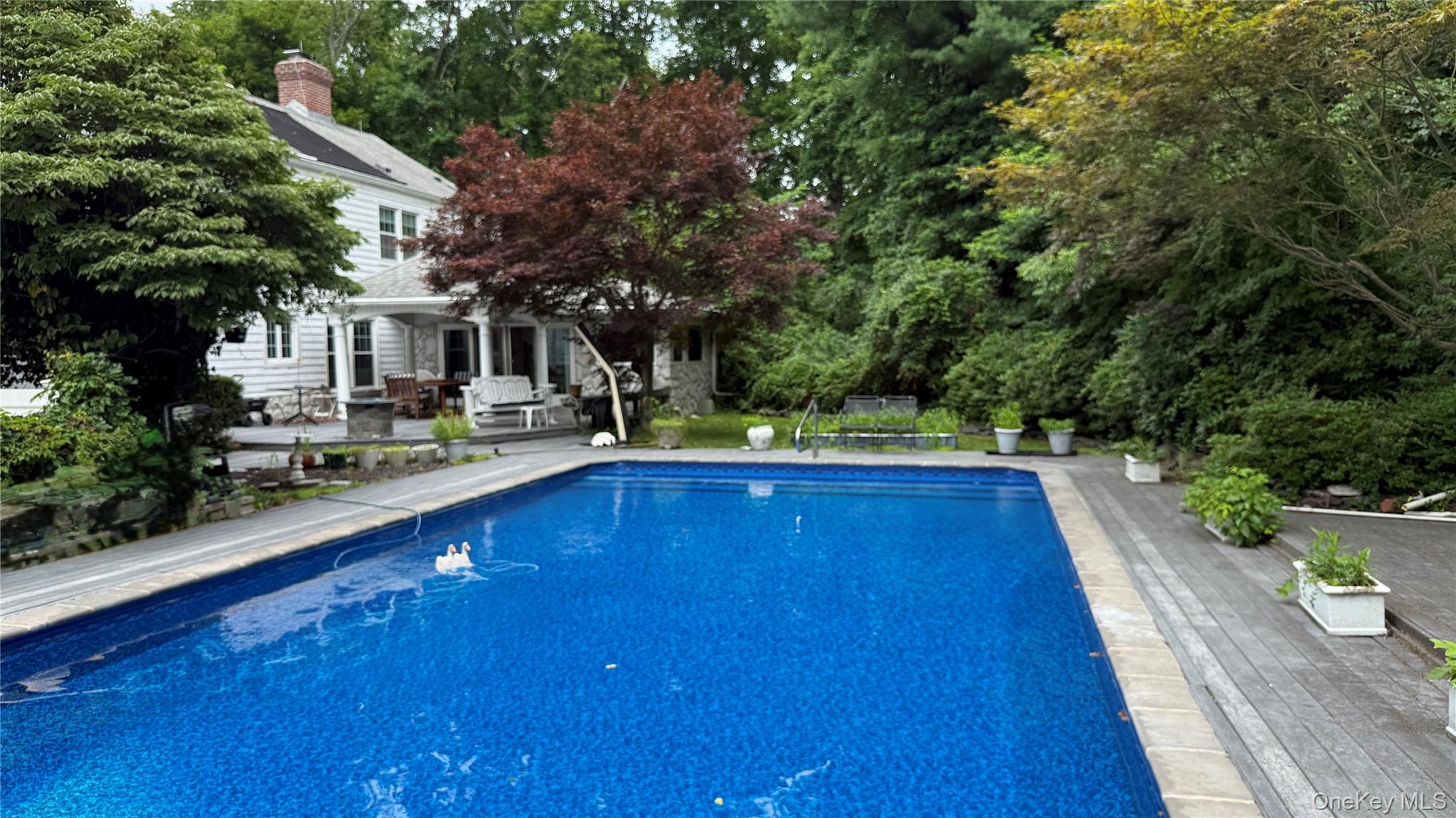 2 Three Pond Road Property Photo 30