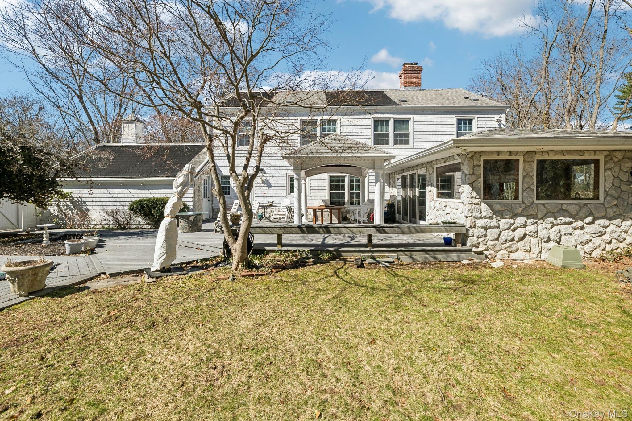2 Three Pond Road Property Photo 33