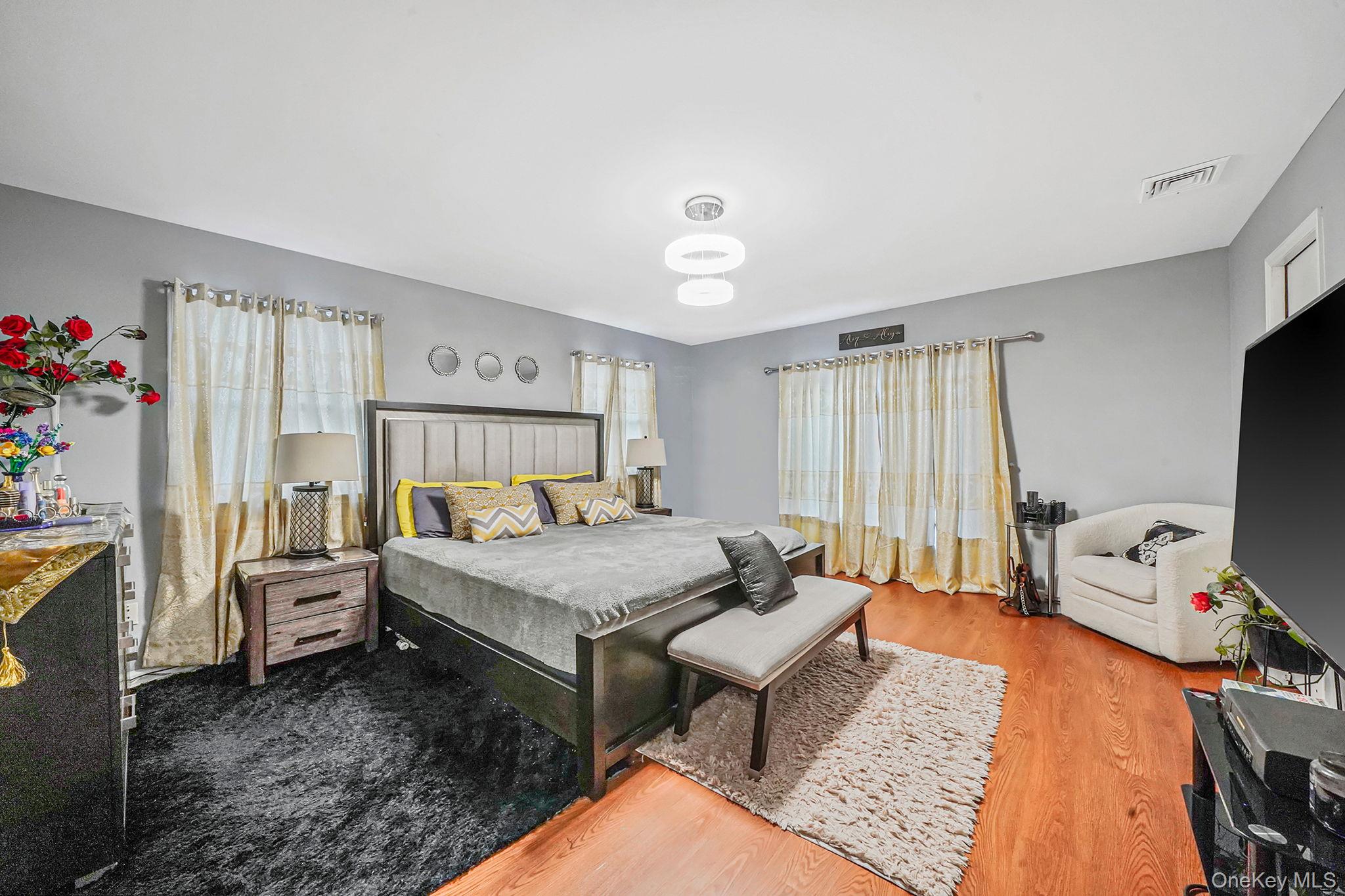 2 Buchanan Avenue Property Photo 12