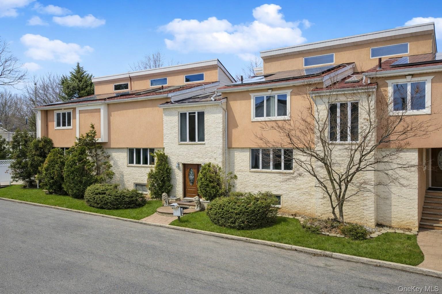 201 Arbutus Avenue Property Photo 1