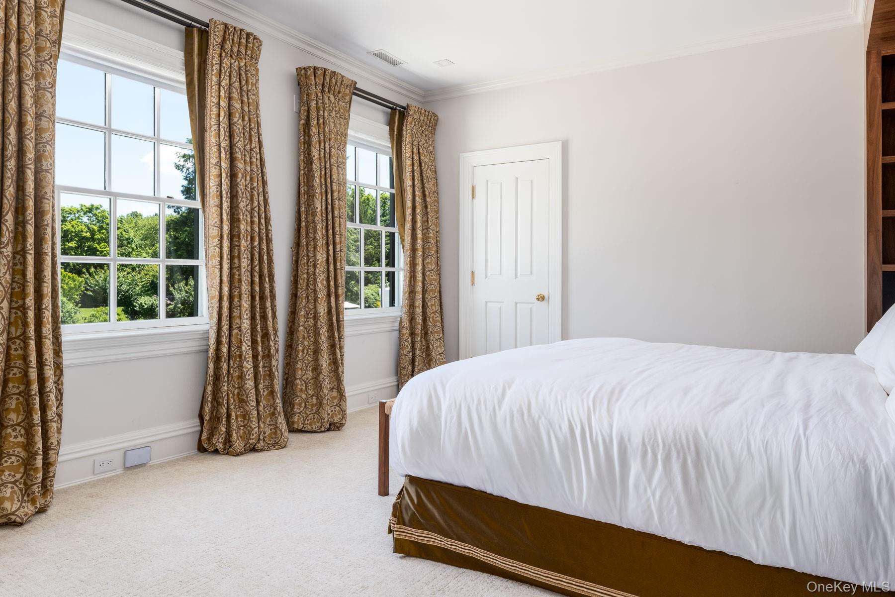6 Stoneleigh Manor Lane Property Photo 26