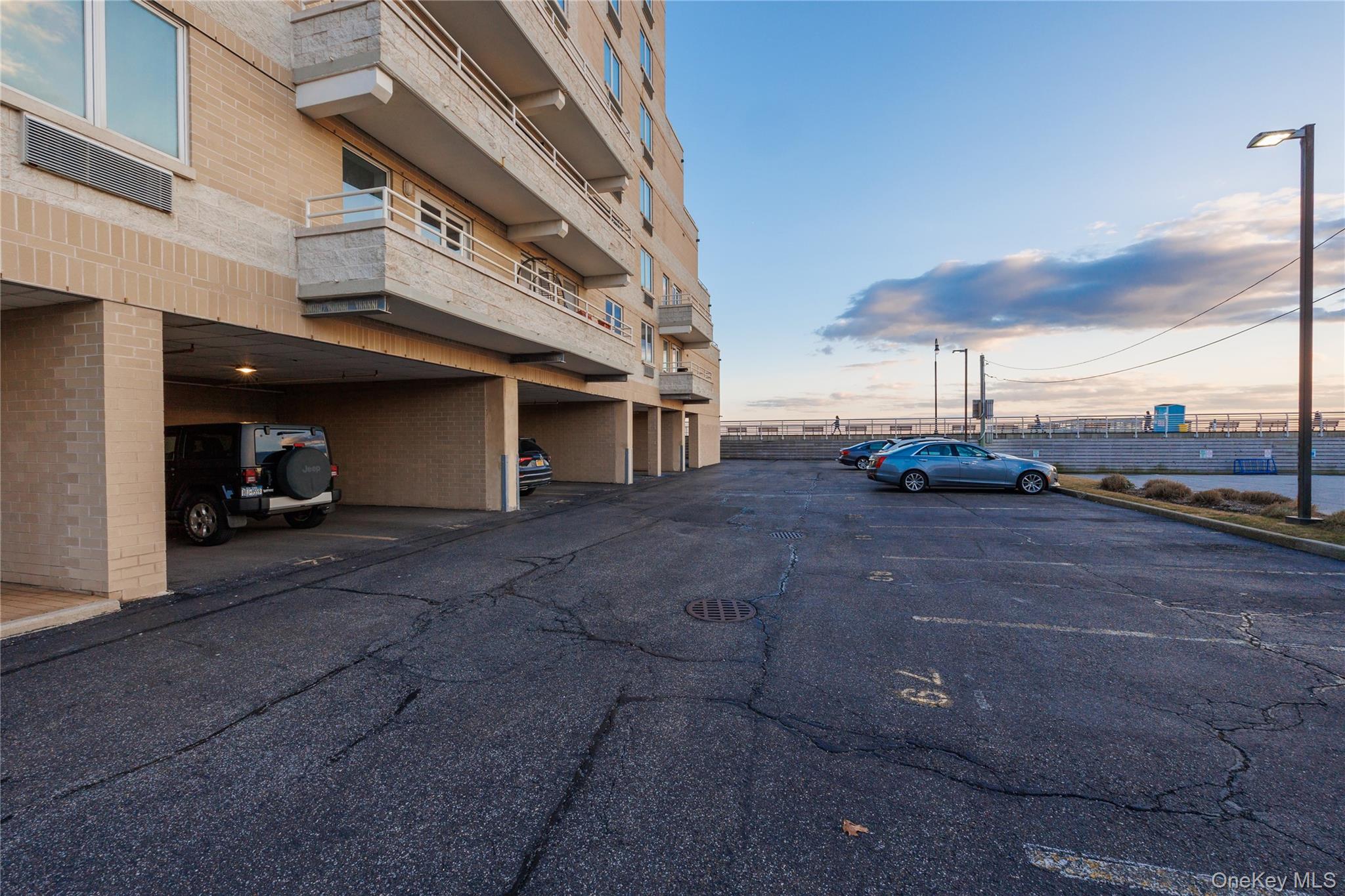 450 W Broadway 3f Property Photo 16