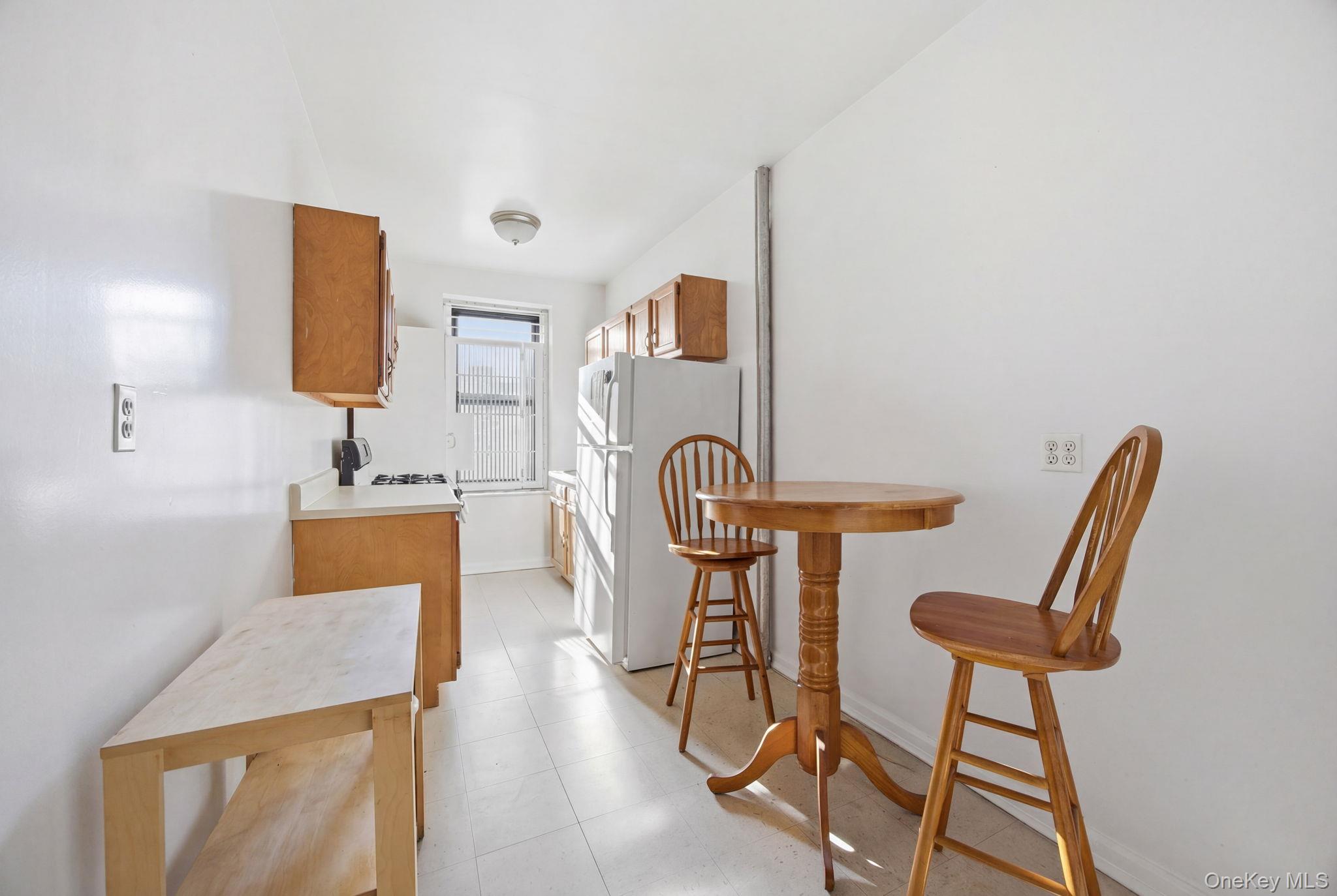 37-16 83rd Street 3f Property Photo 8