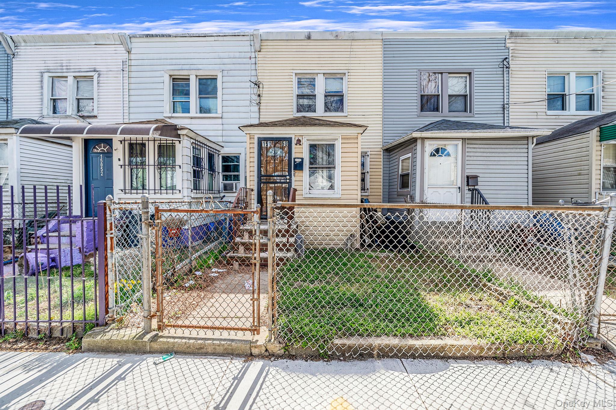 15050 Foch Boulevard Property Photo 2