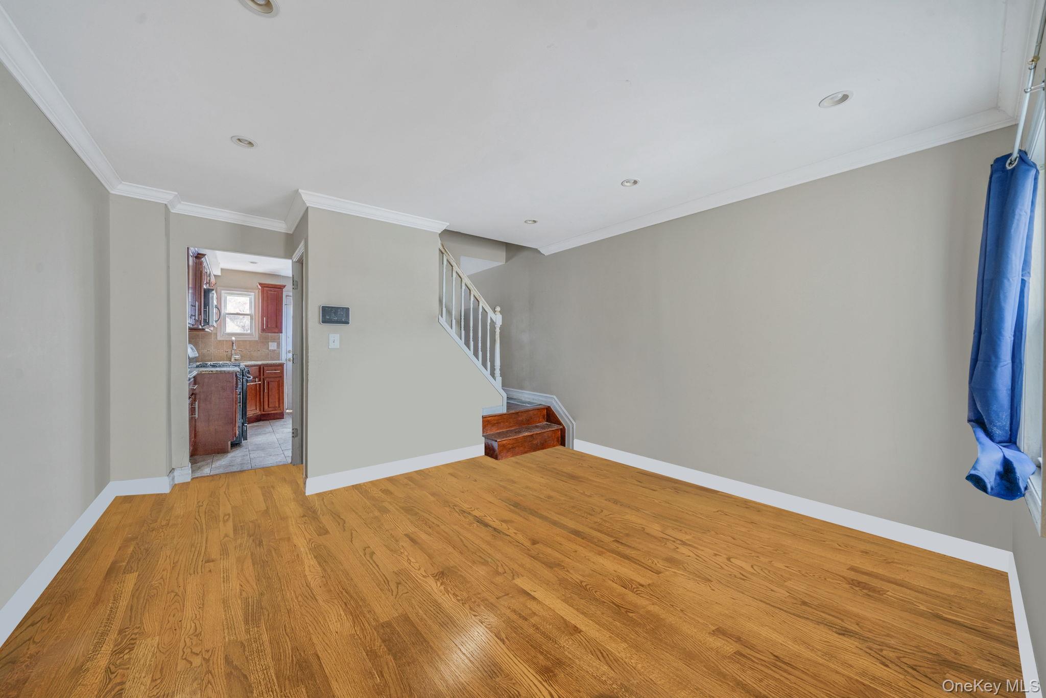 15050 Foch Boulevard Property Photo 5