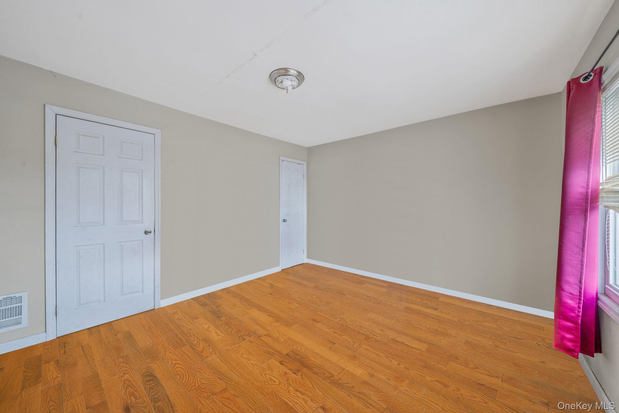 15050 Foch Boulevard Property Photo 10