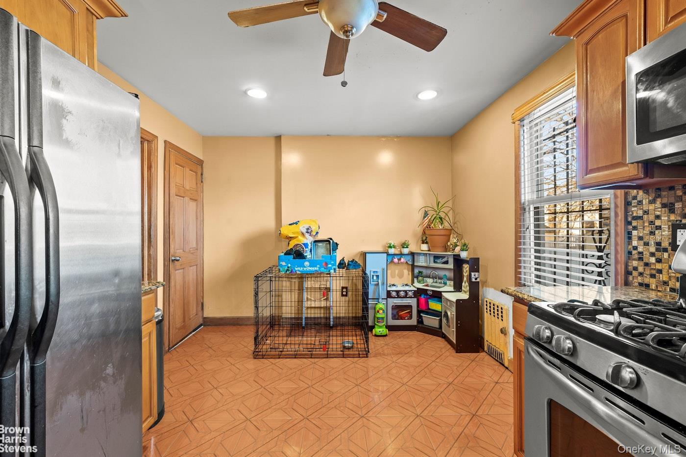 115-39 159th Street Property Photo 6