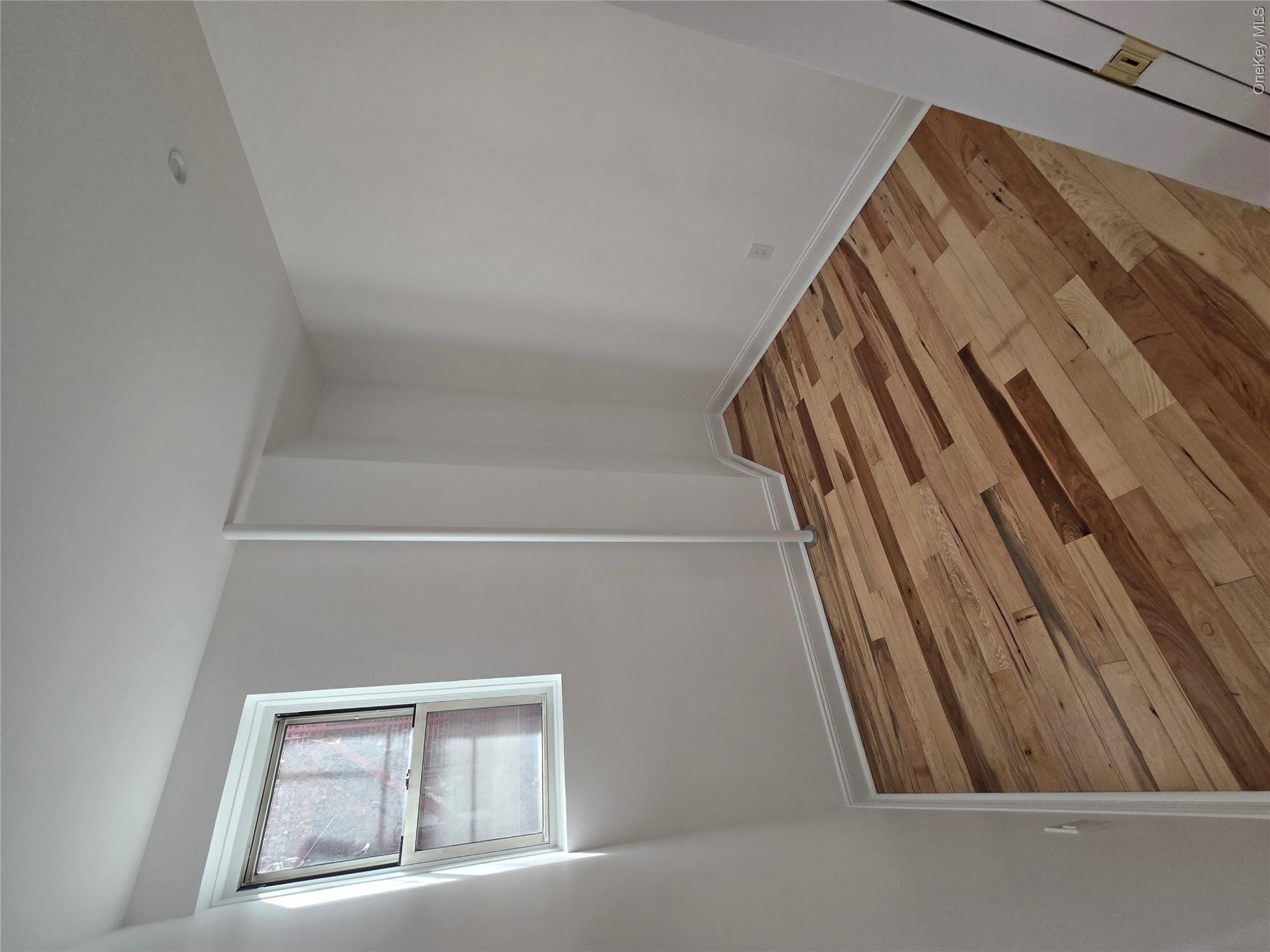 35-21 79th Street 2h Property Photo 5