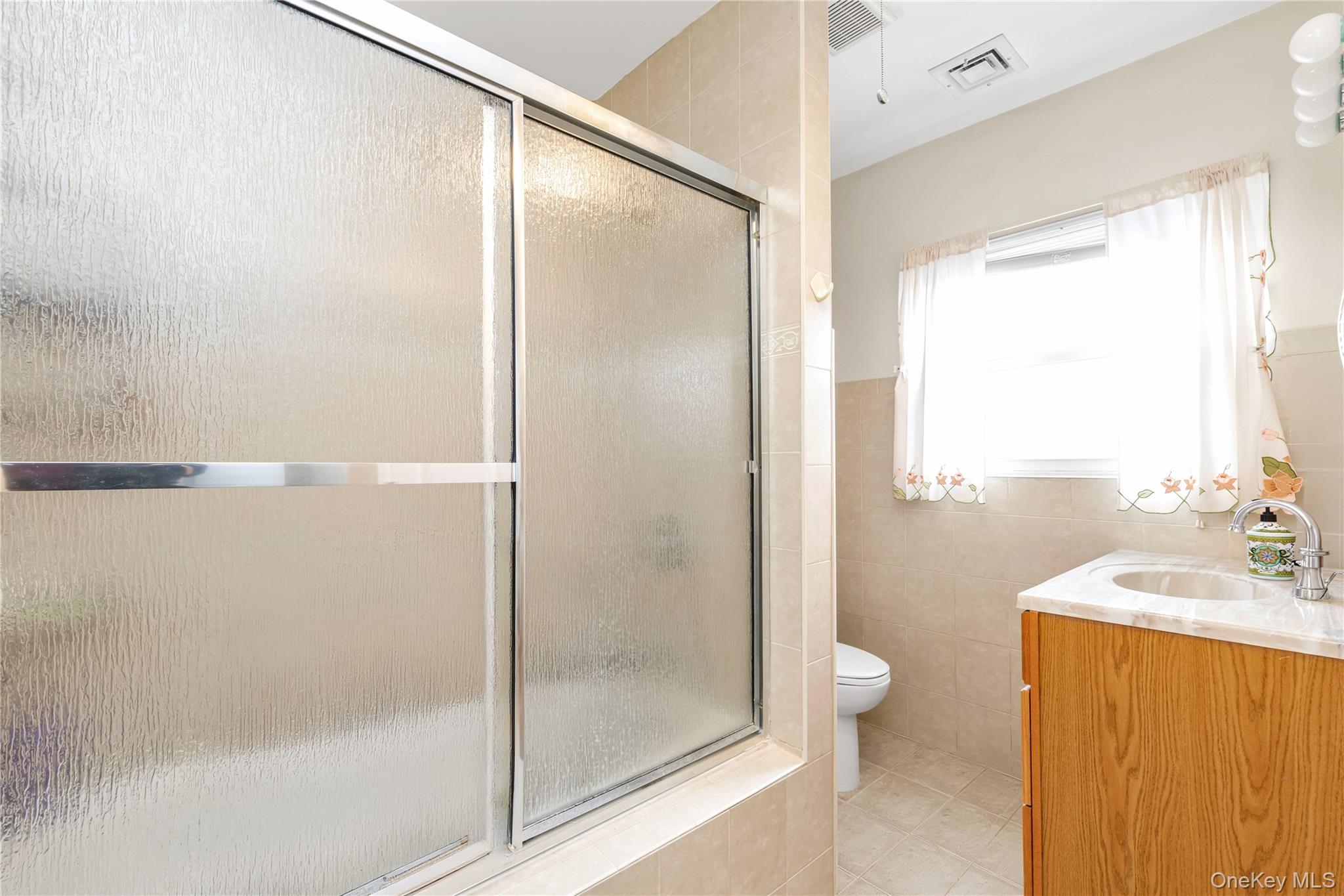 92-24 219th Street Property Photo 12