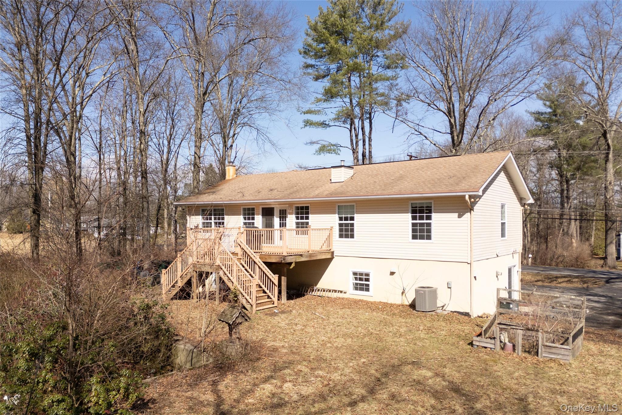 212 Rhinecliff Road Property Photo 4