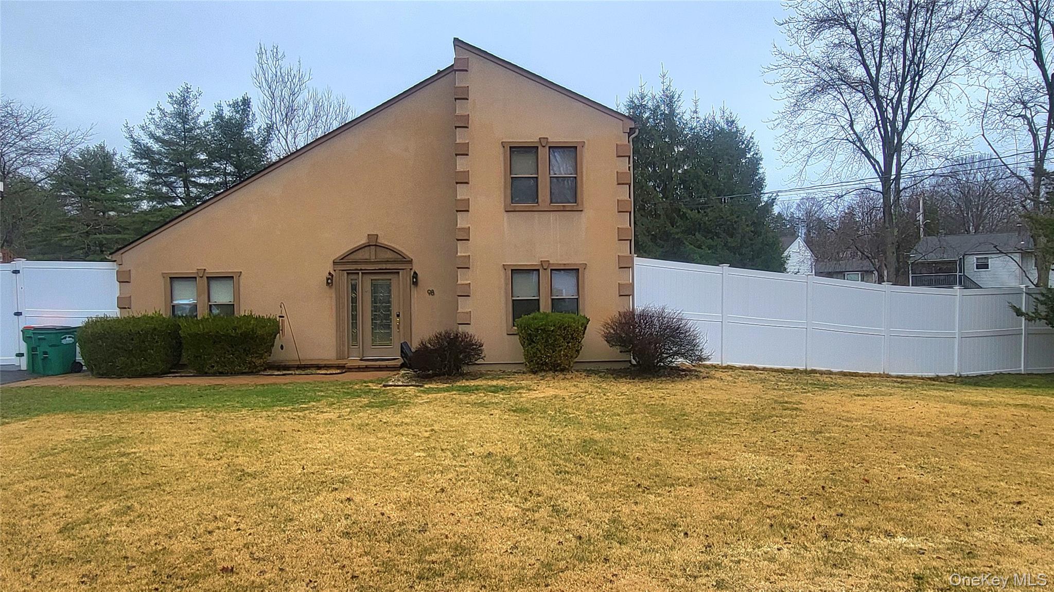 98 Sutton Park Road Property Photo 2