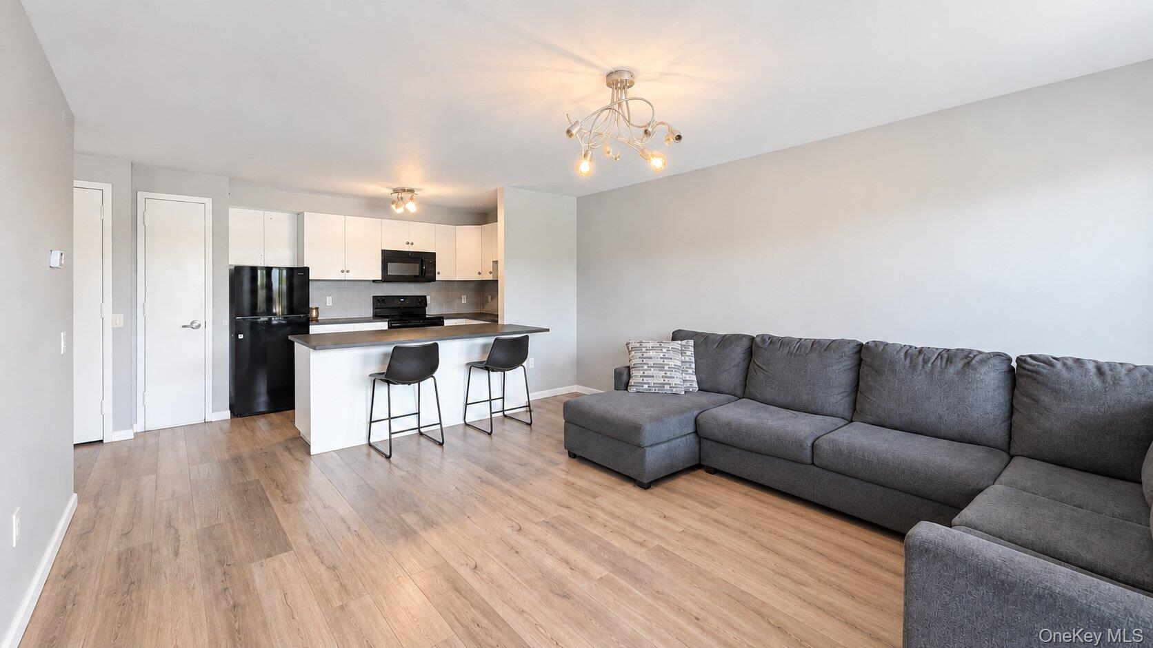 260 Beach 81st Street 2p Property Photo 3