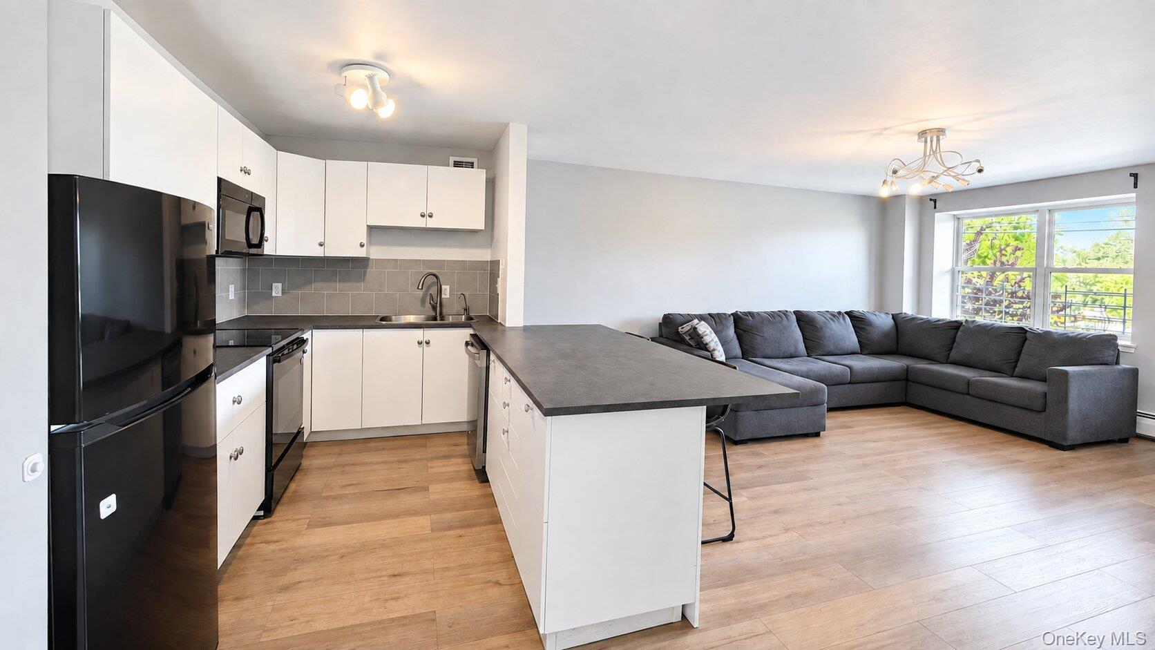 260 Beach 81st Street 2p Property Photo 4
