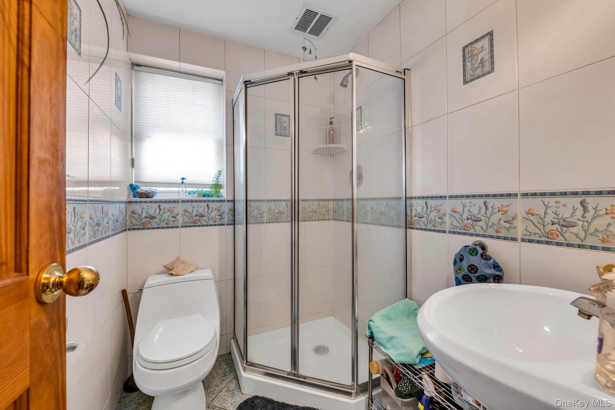 138-10 11 Avenue Property Photo 16