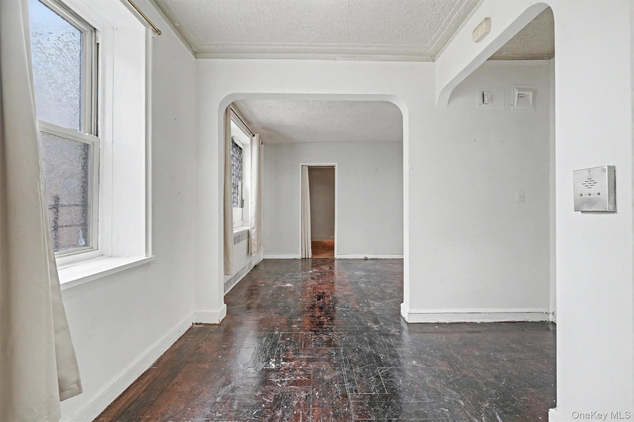 2190 Boston Road 6b Property Photo 4