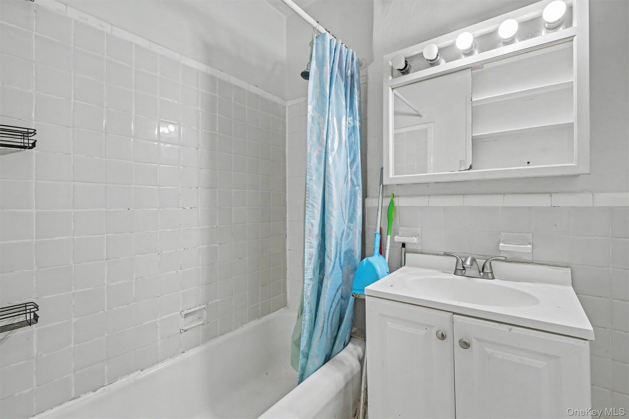 2190 Boston Road 6b Property Photo 19