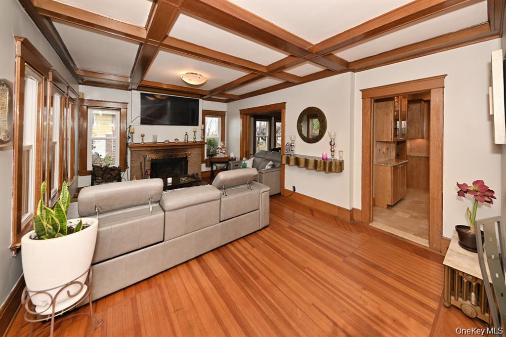 41 Westside Avenue Property Photo 12