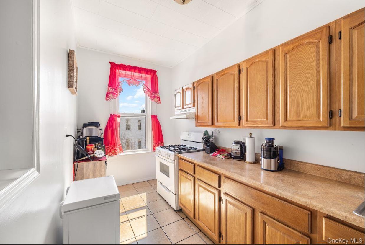 60-34 69th Avenue Property Photo 17