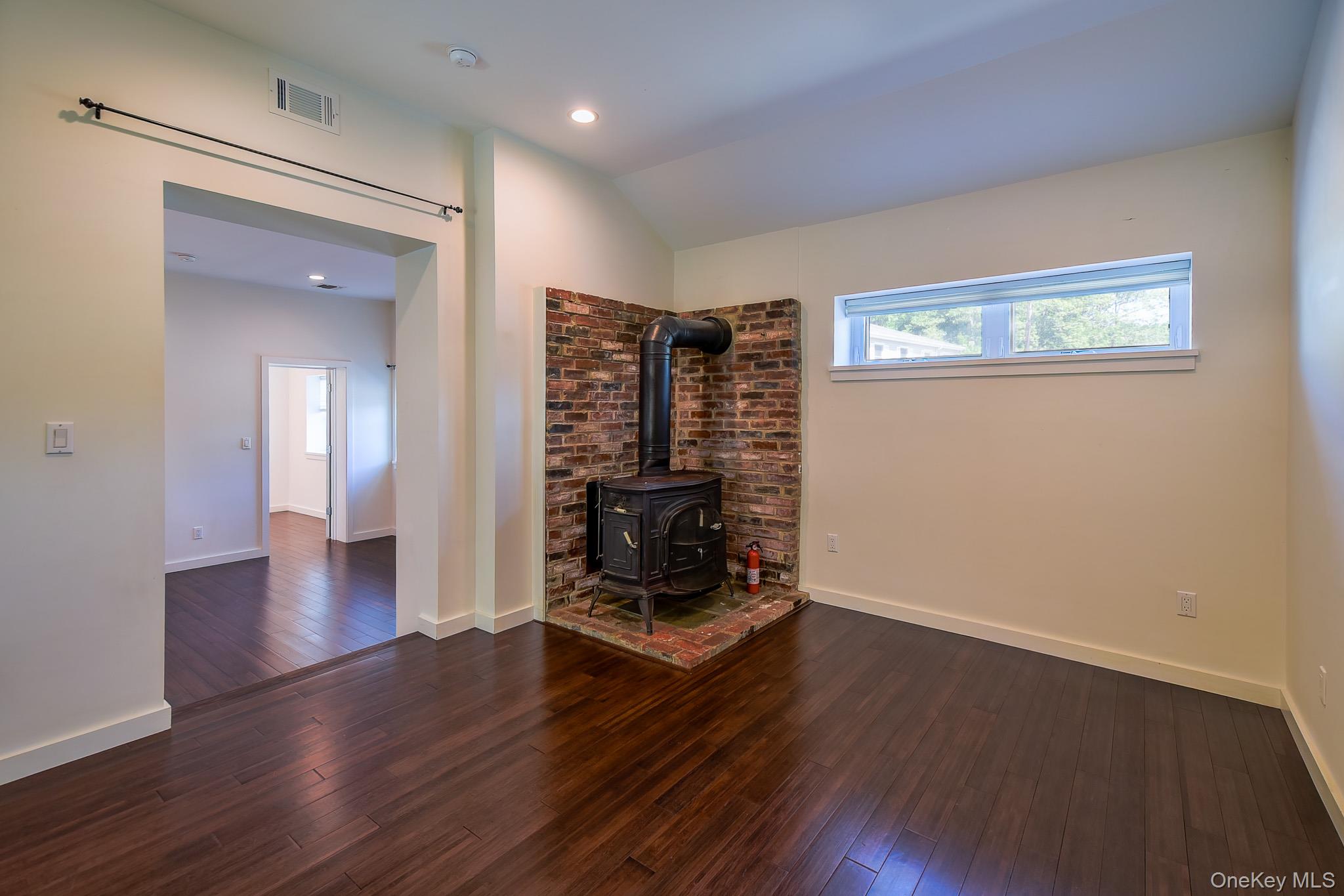 16 Clark Place Property Photo 8