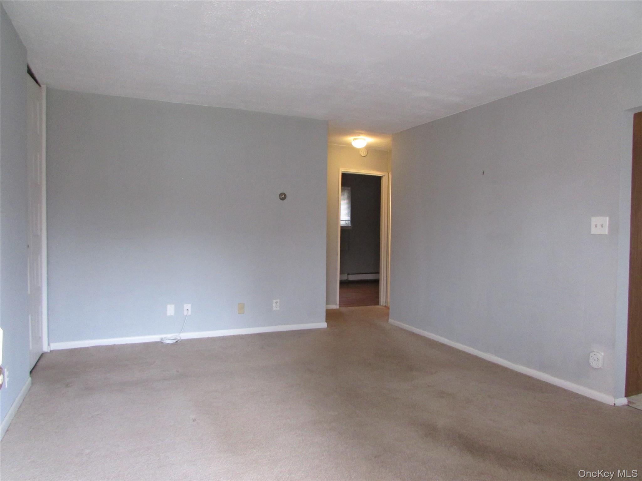 7 Manor Drive 7 Property Photo 6