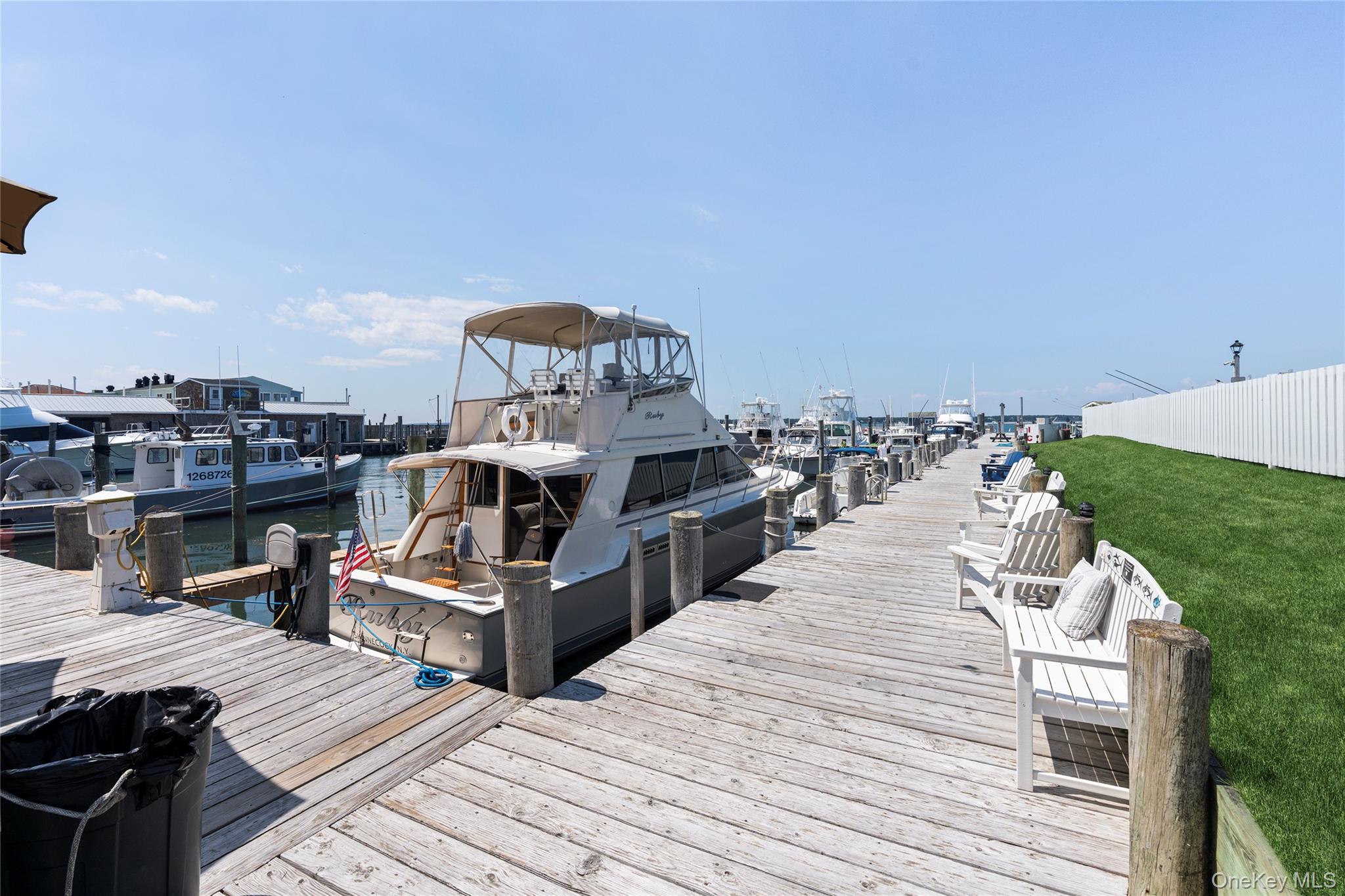 369 Dune Road Property Photo 13