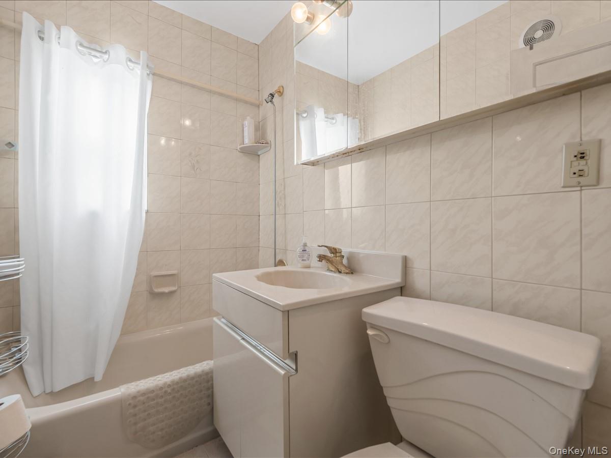 63-01 138th Street Property Photo 12