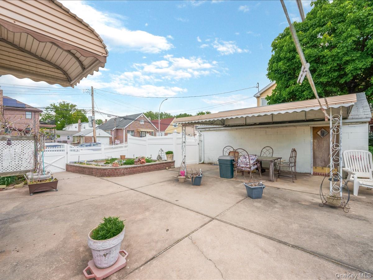 63-01 138th Street Property Photo 15