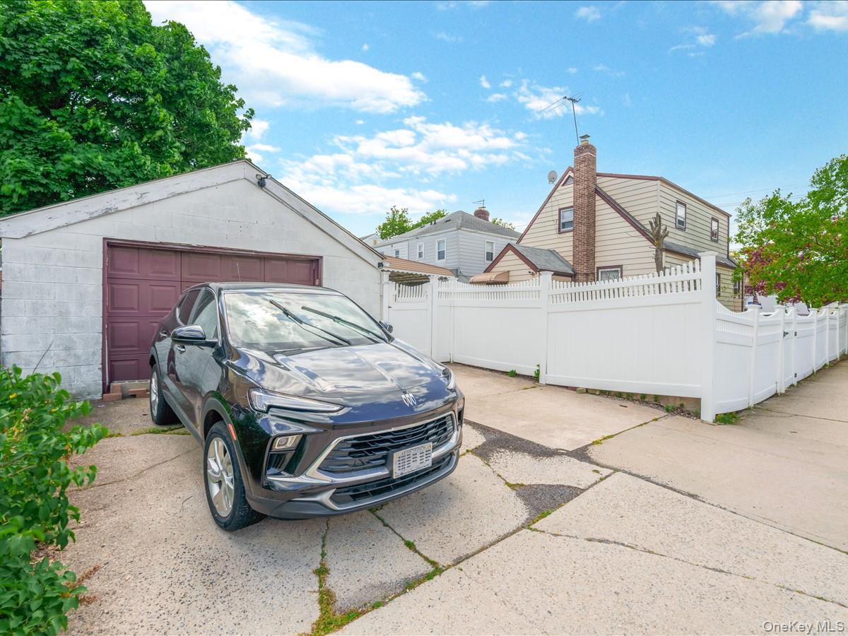 63-01 138th Street Property Photo 16