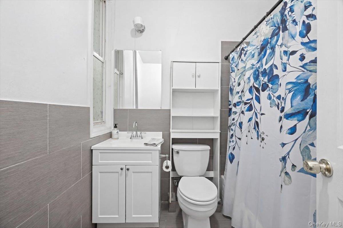 94 Elliott Avenue Property Photo 21