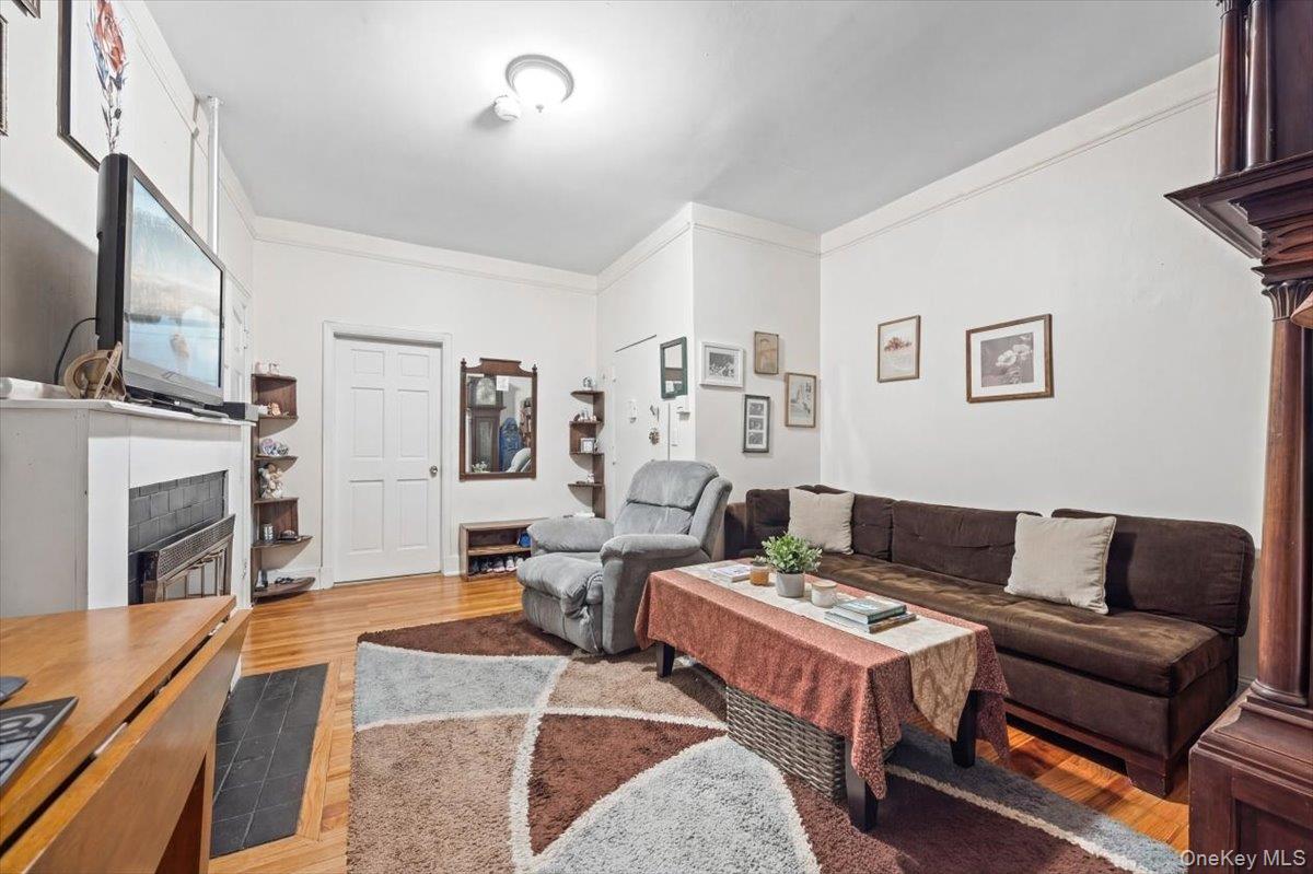 94 Elliott Avenue Property Photo 22