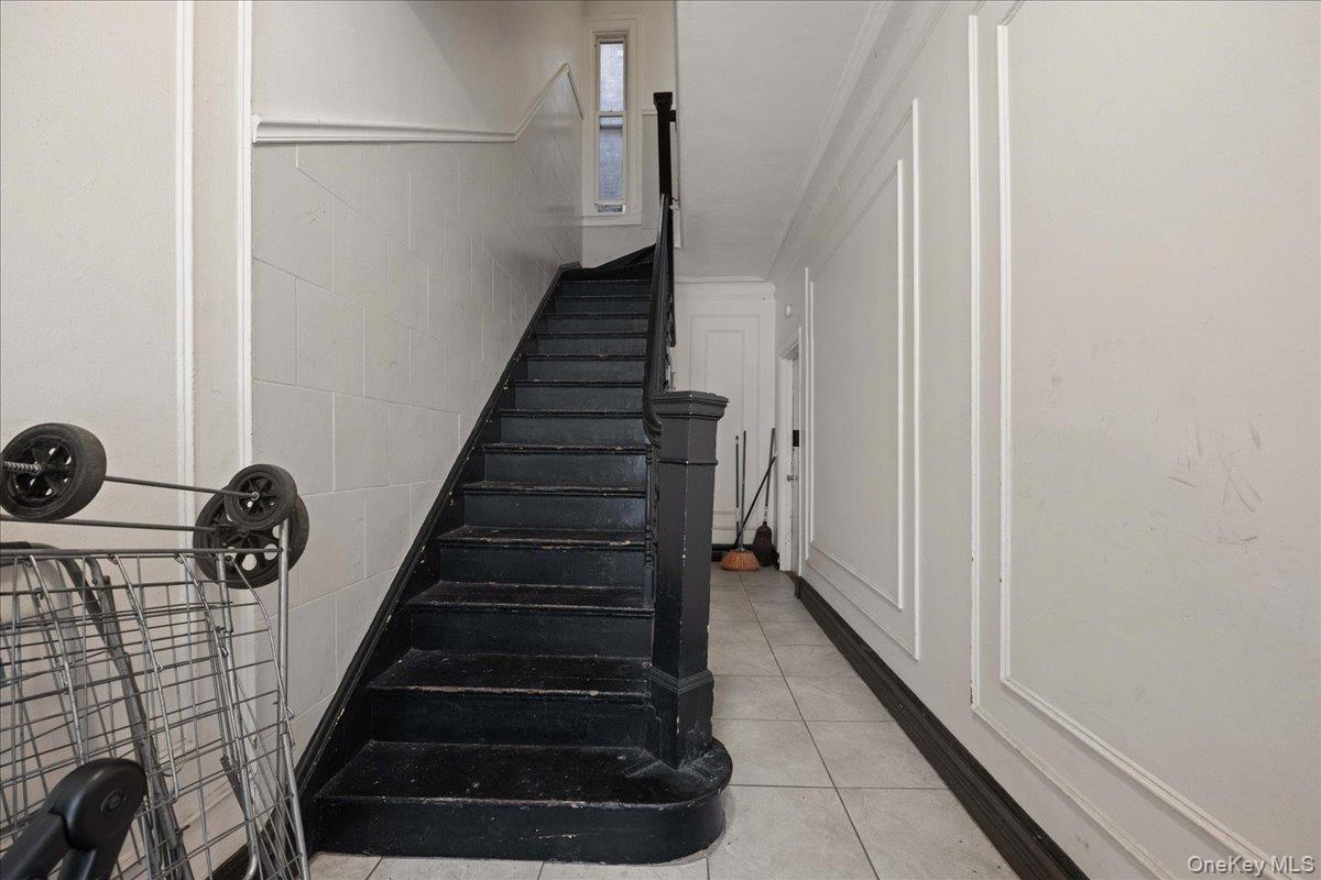 94 Elliott Avenue Property Photo 23