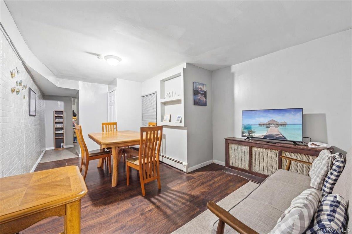 94 Elliott Avenue Property Photo 33