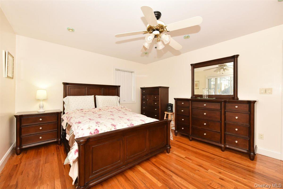 300 Pennsylvania Avenue Property Photo 11