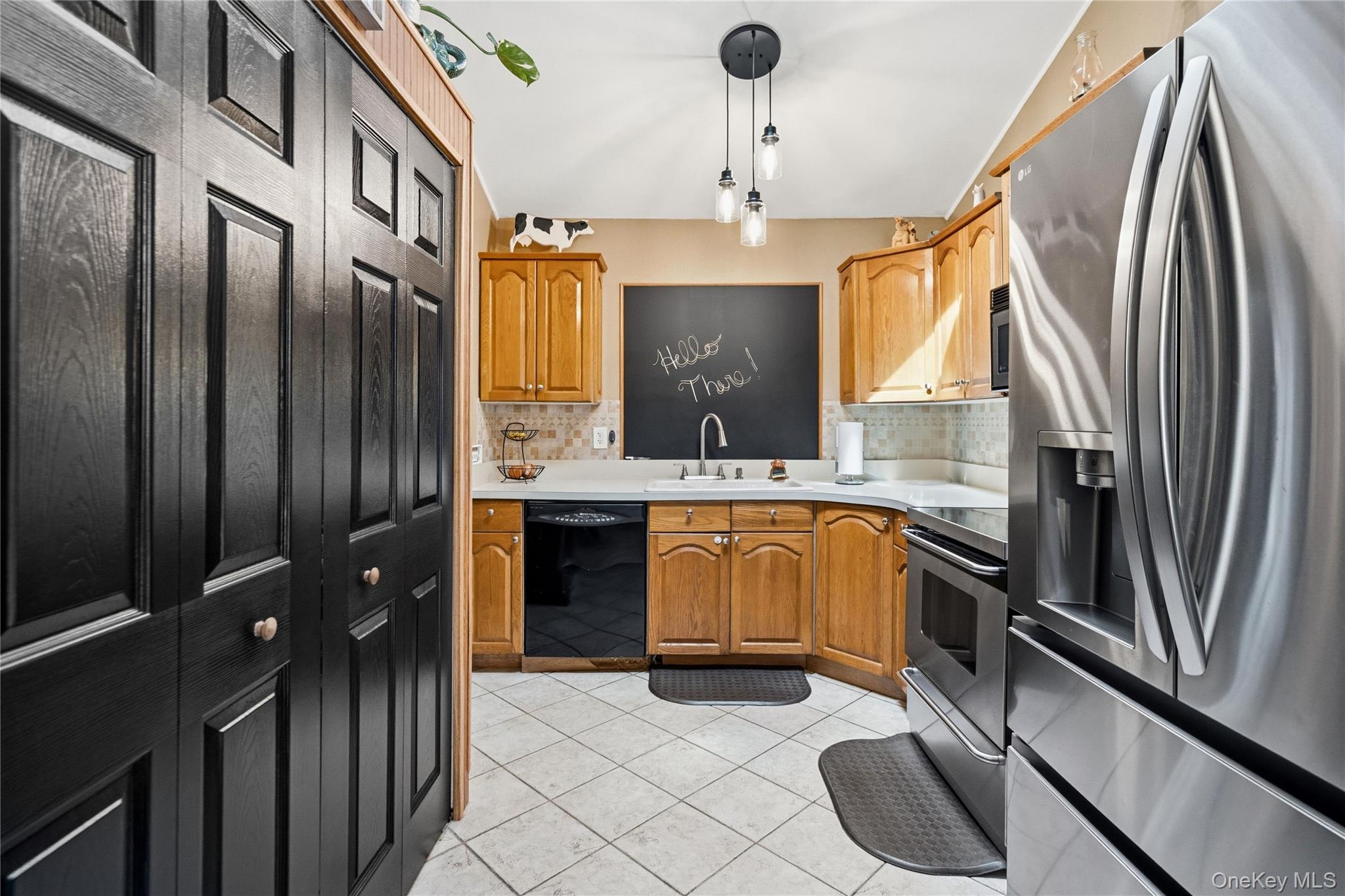 21 Elkin Drive Property Photo 14