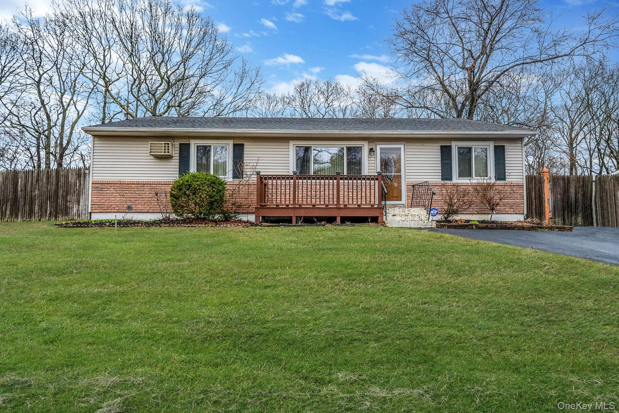 15 Carr Lane Property Photo 1