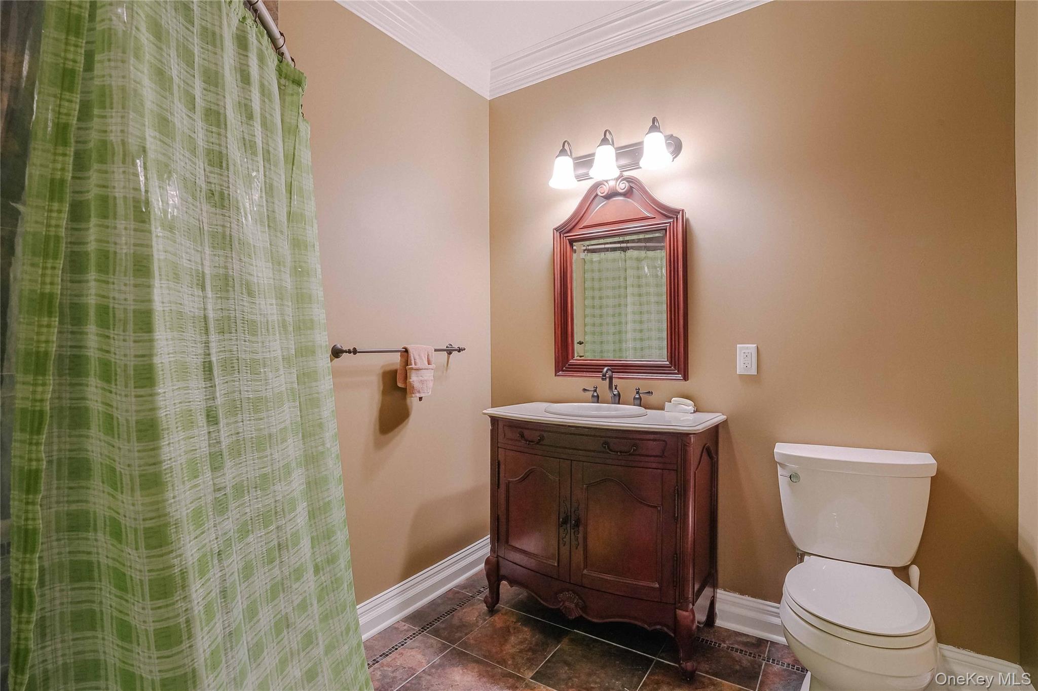 380 Southbury Road Property Photo 35